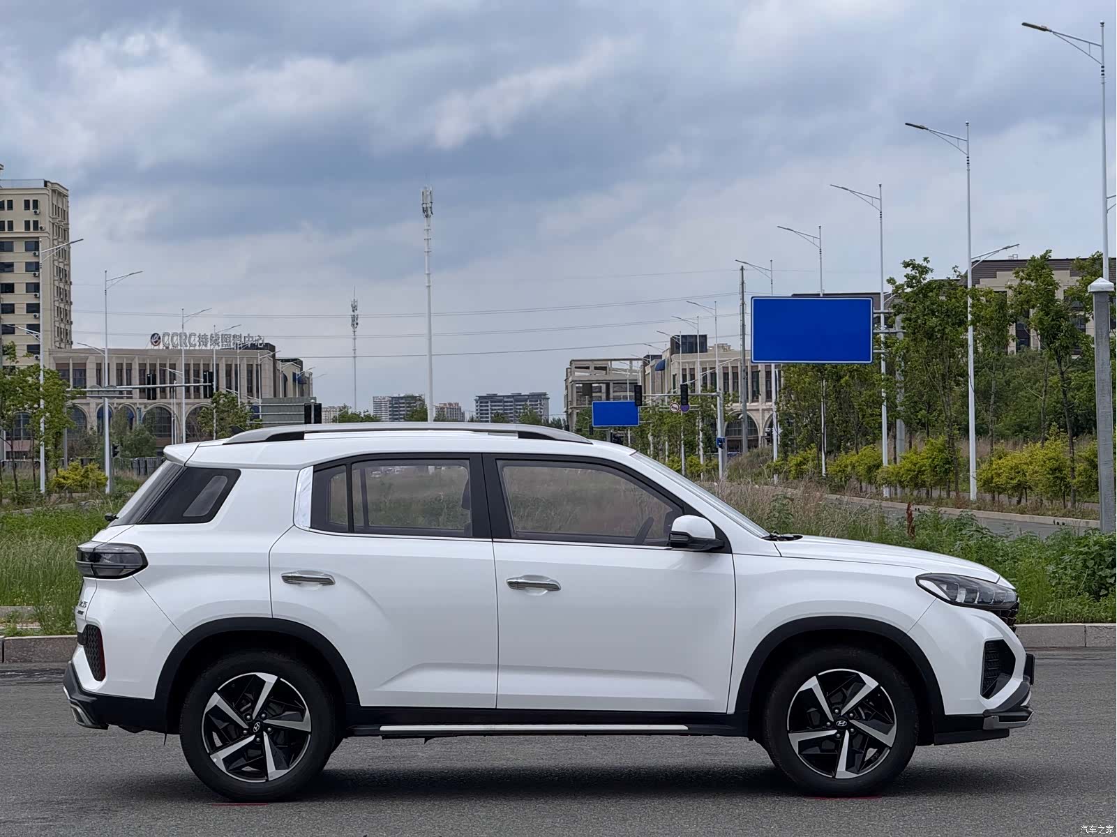 Hyundai ix35, 2022 8