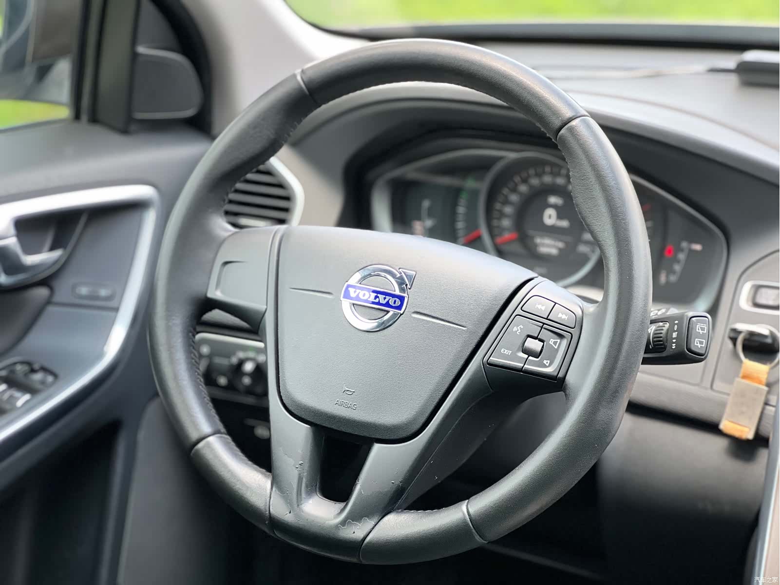 Volvo XC60, 2017 11