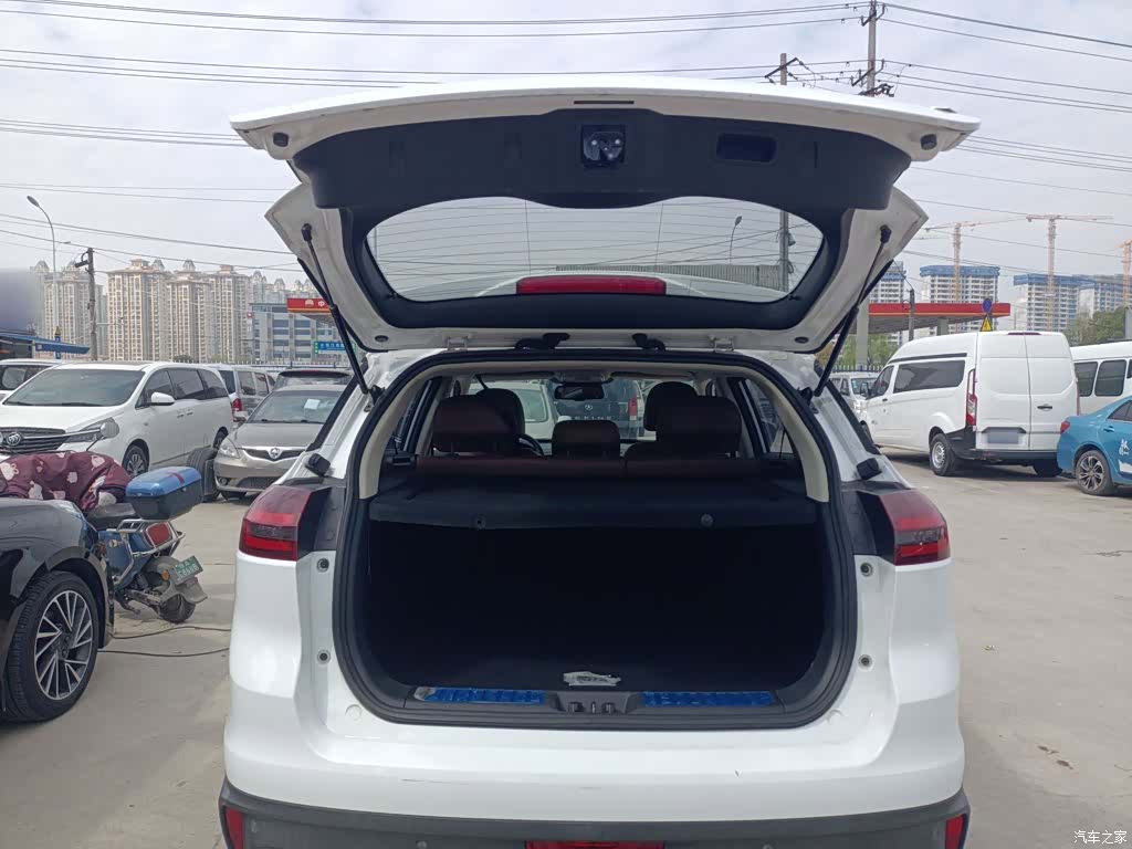 Geely Boyue, 2018 15