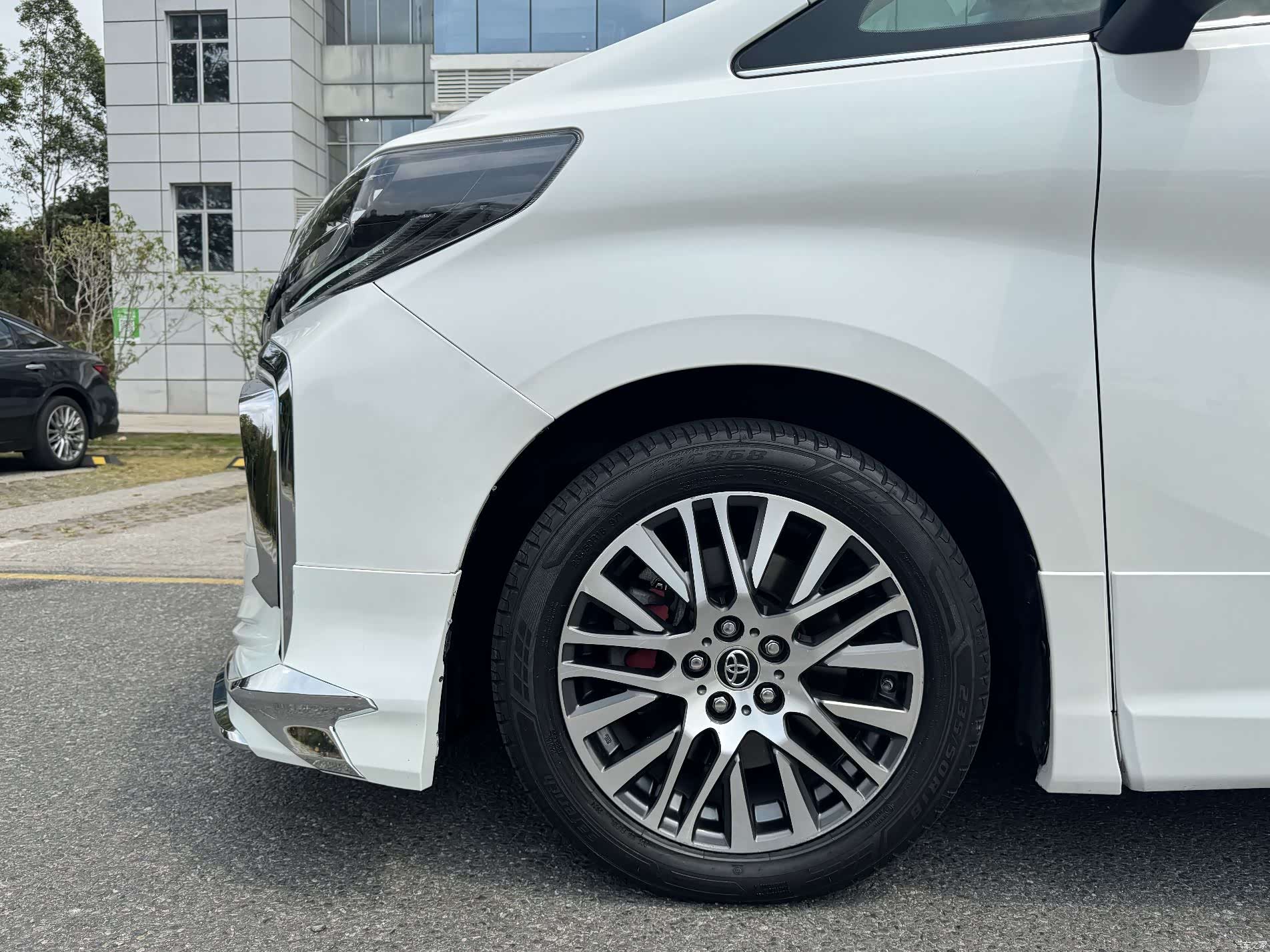Toyota Alphard, 2016 16