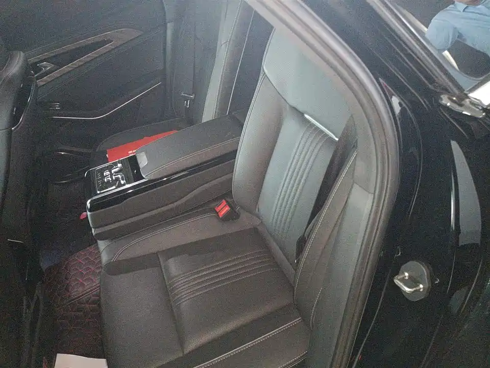 Hongqi H9 Hongqi H9