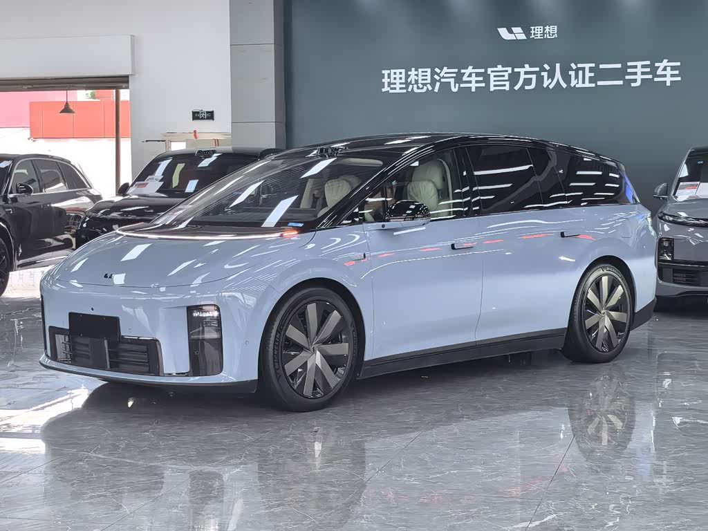 Li Auto i8
