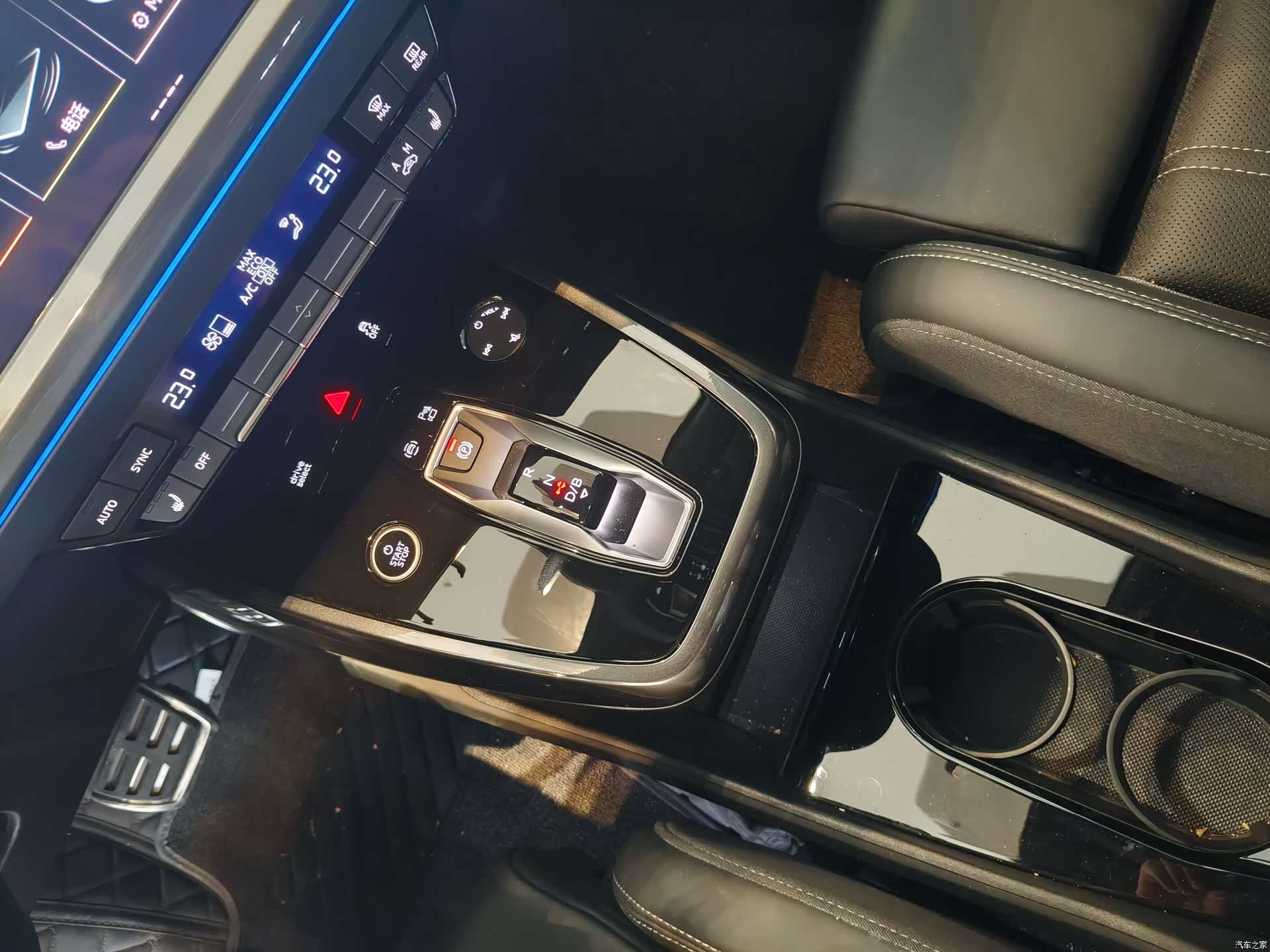 Audi Q4 e-tron, 2025 12