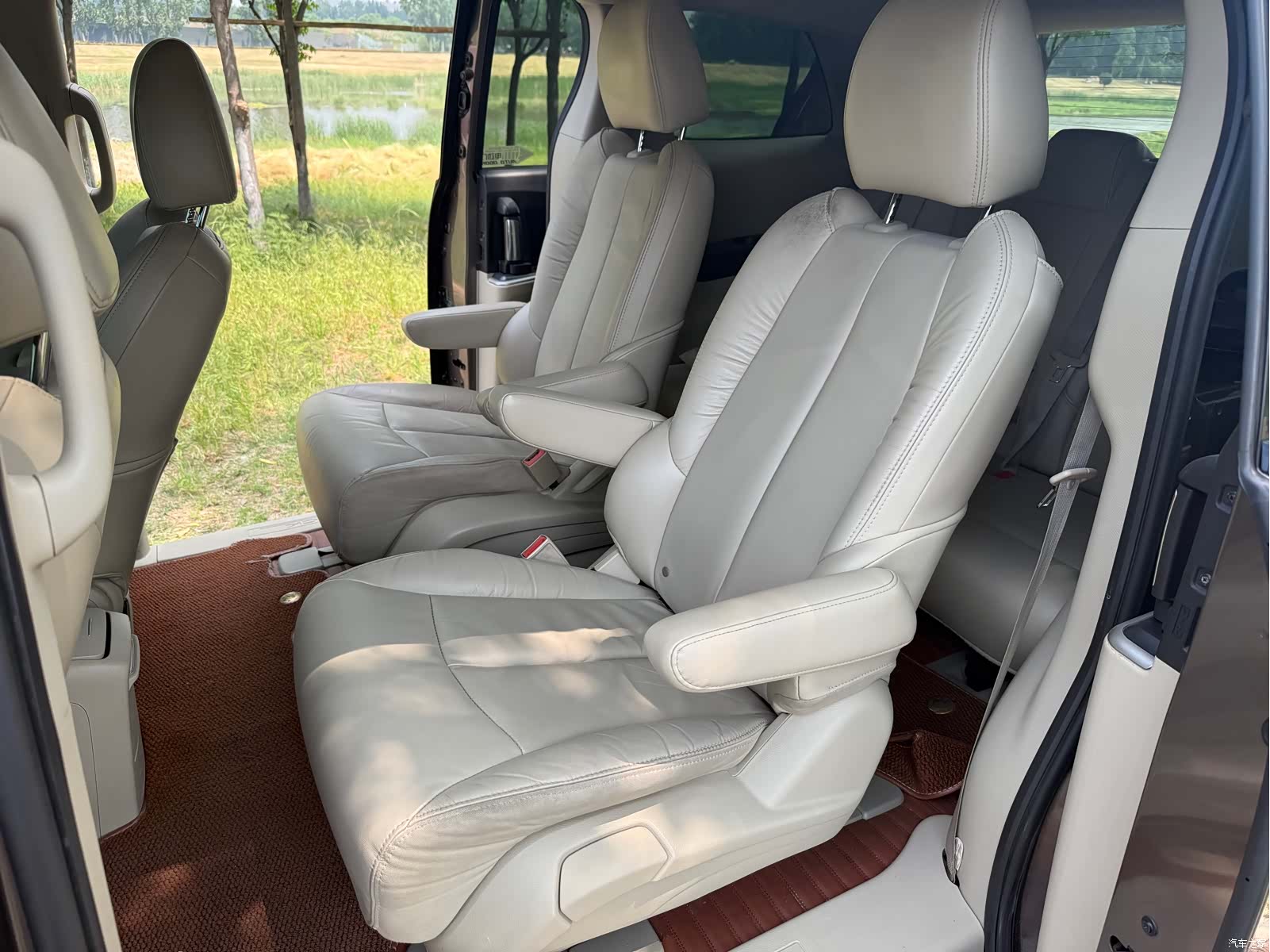Buick GL8, 2018 7