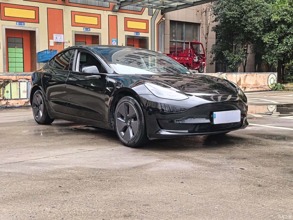Tesla Model 3, 2023 3