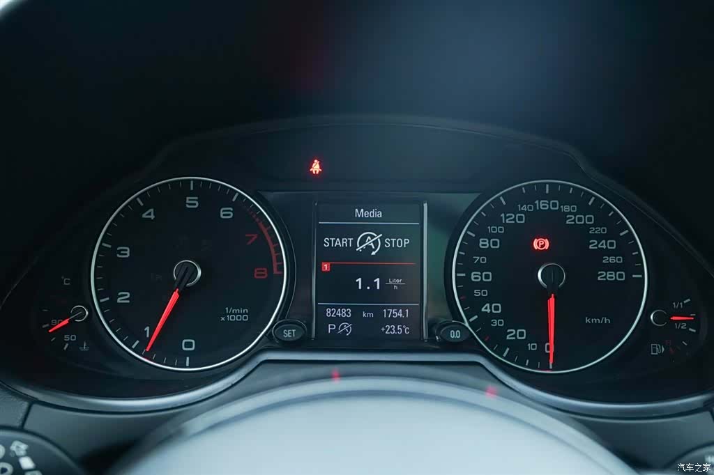 Audi Q5, 2019 8