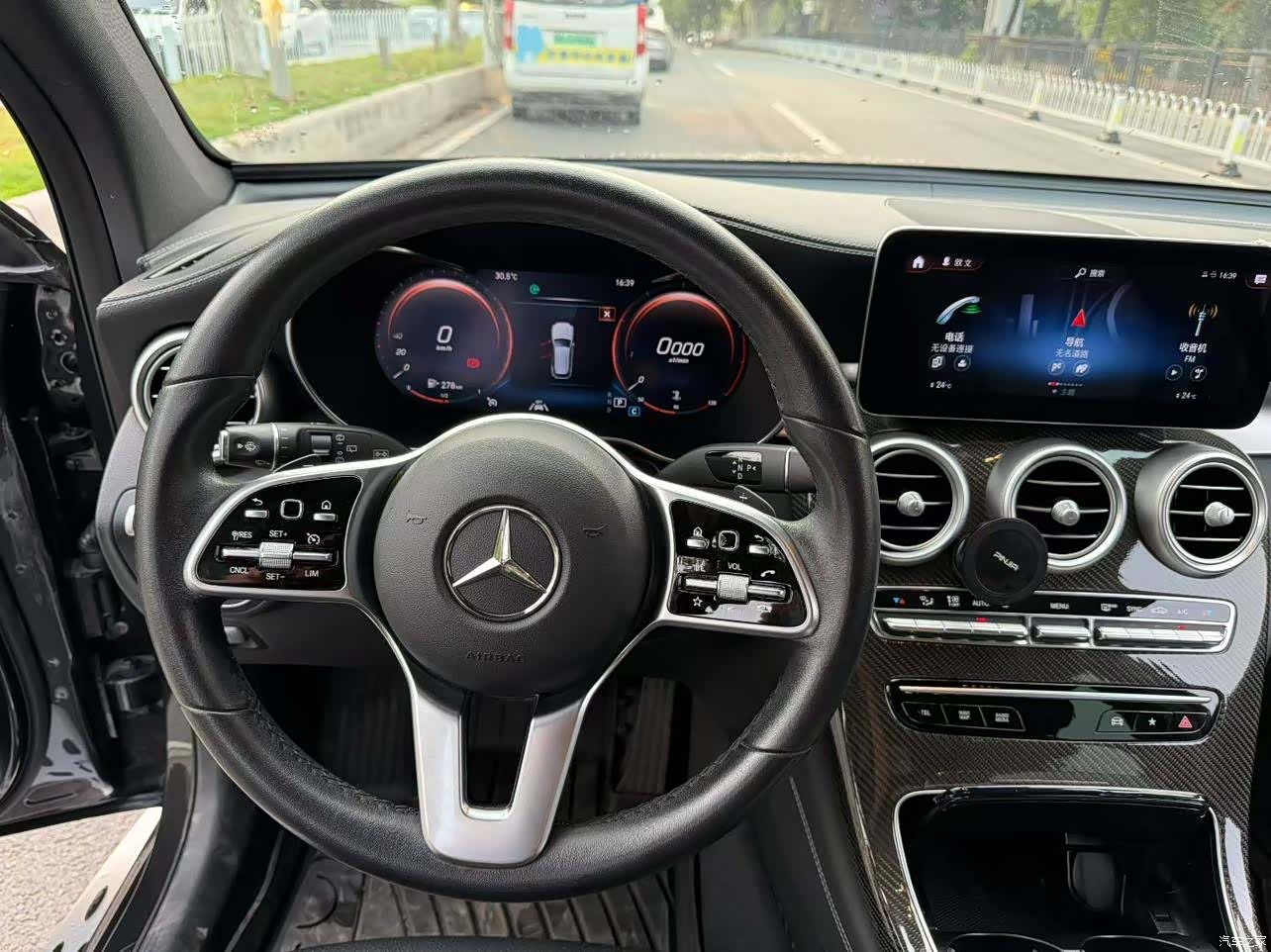 Mercedes-Benz GLC, 2020 8