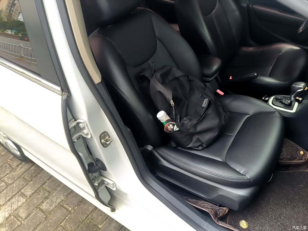 Peugeot 308, 2015 25
