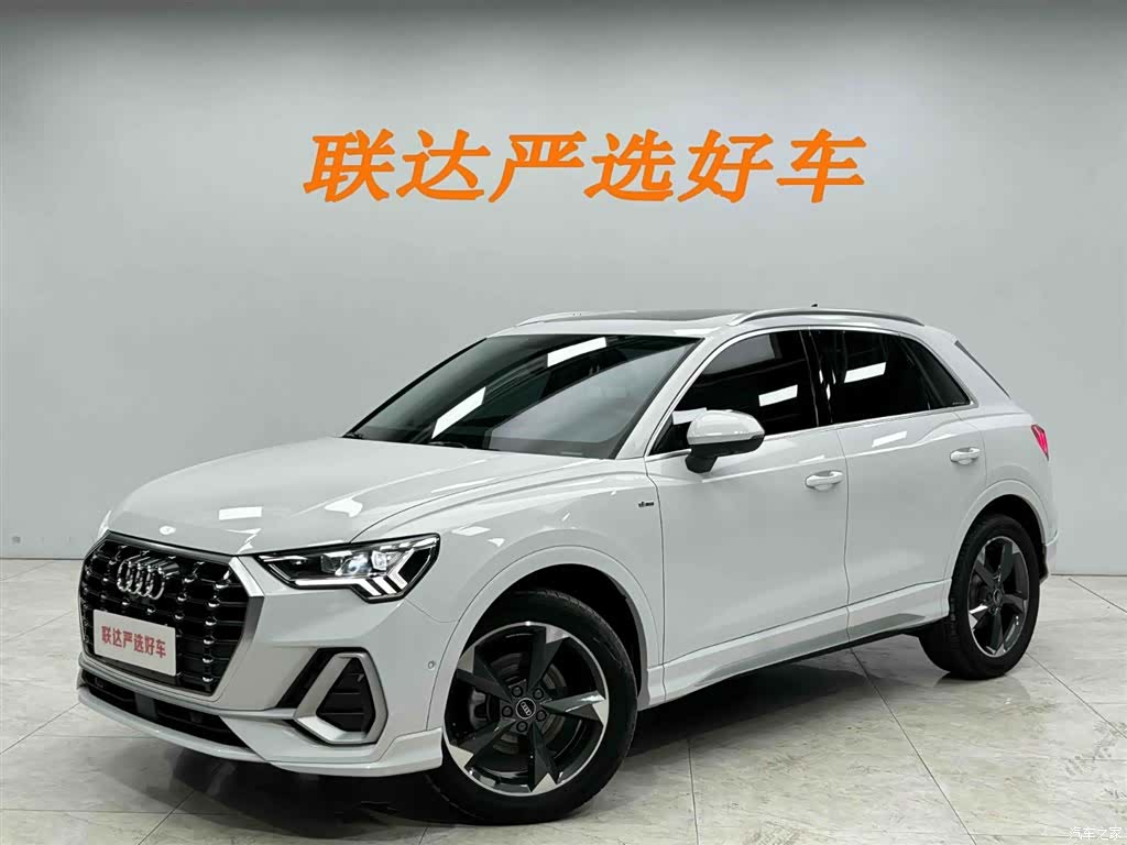 Audi Q3, 2022 1