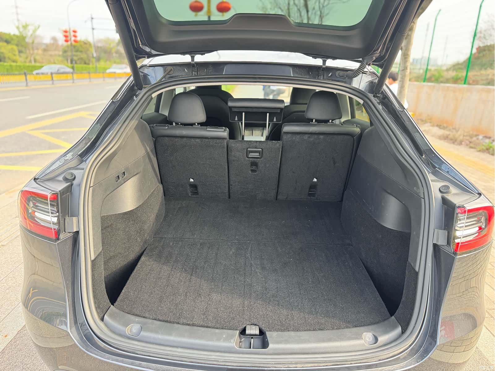 Tesla Model Y, 2024 11