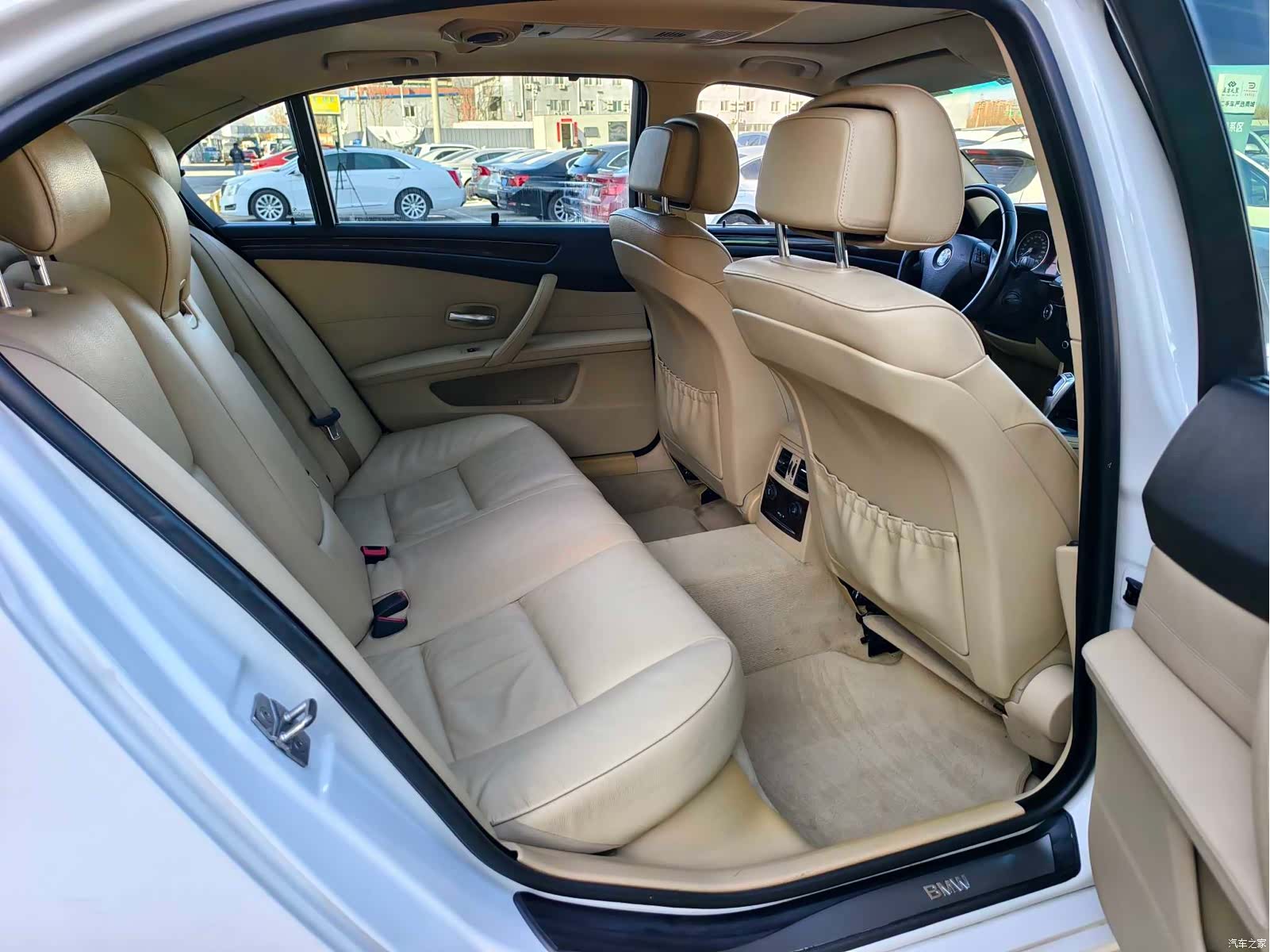 BMW 5 Series, 2010 15