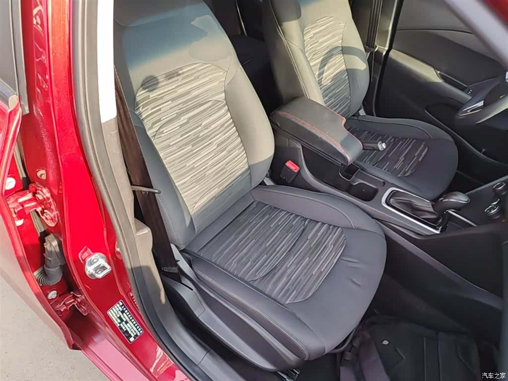 Chevrolet 320, 2018 25