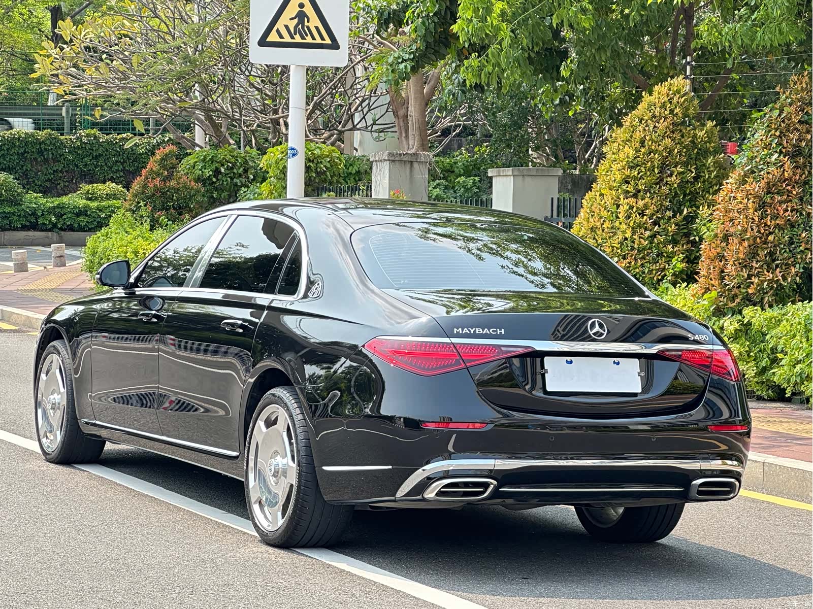 Maybach S-Class, 2023 13