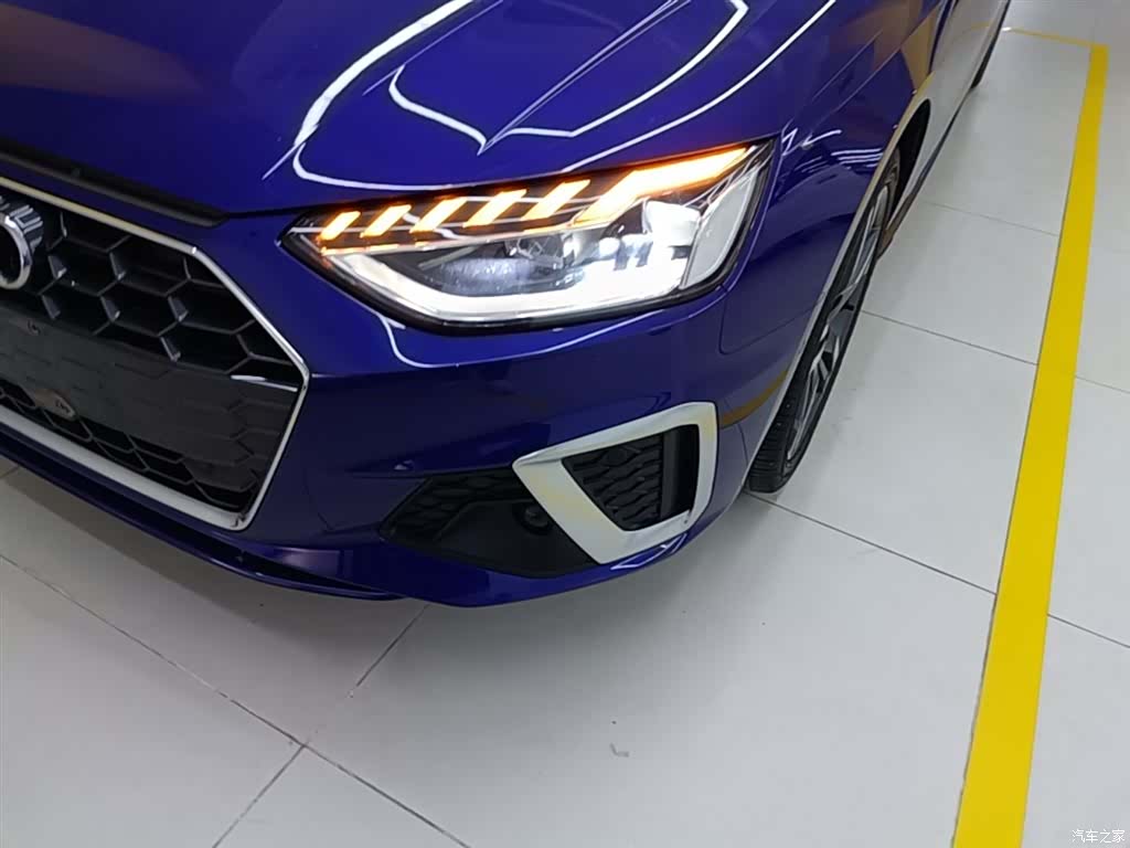 Audi A4L, 2021 24