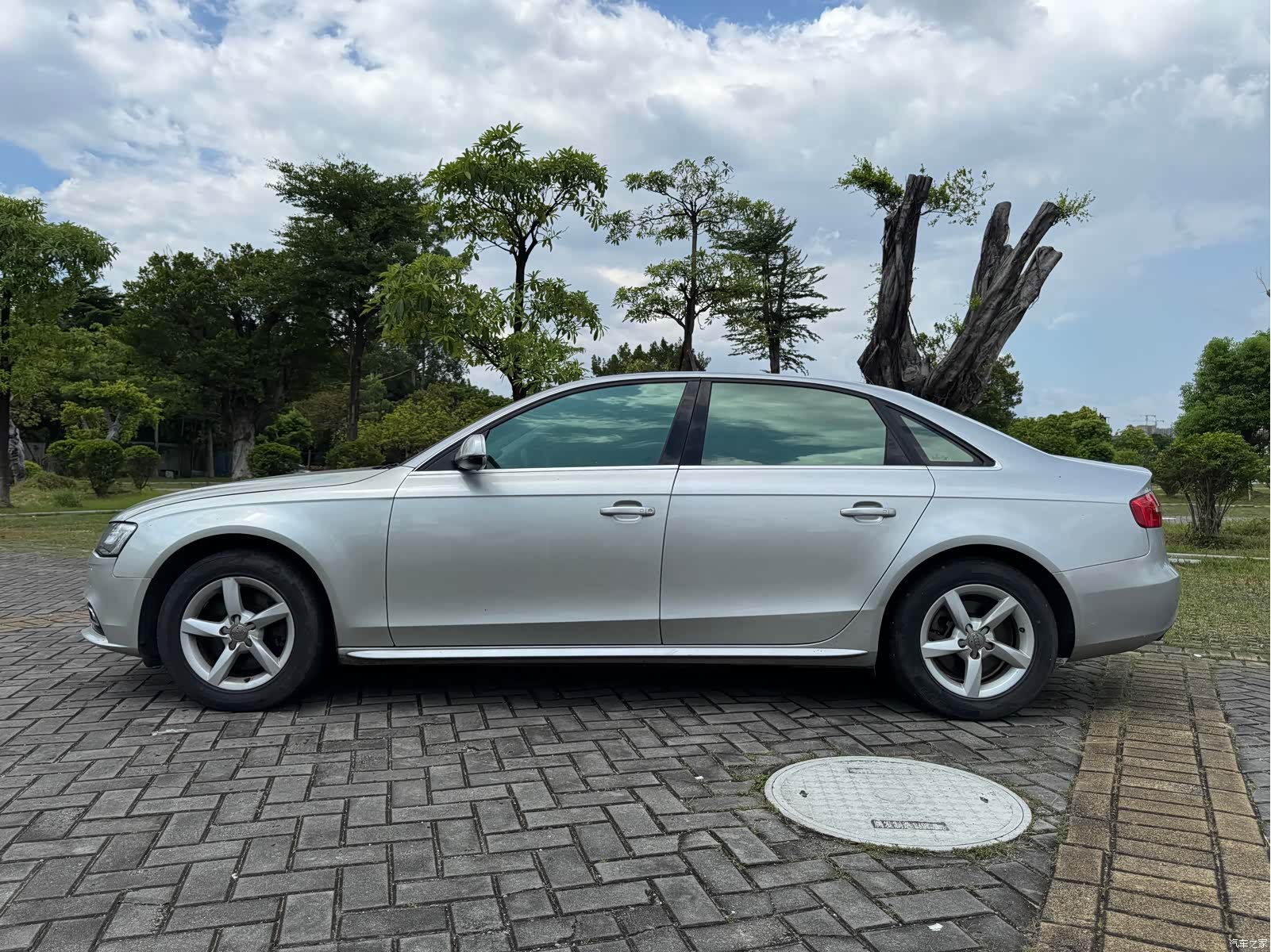 Audi A4L, 2013 6