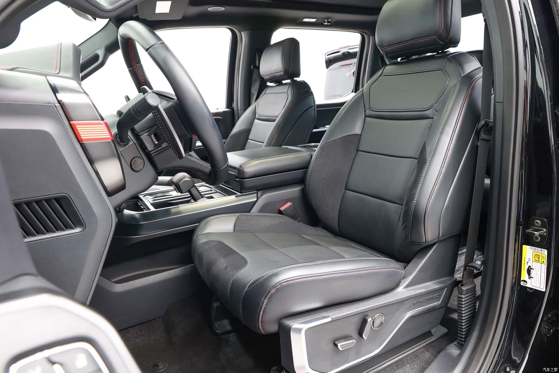 Ford F-150, 2025 12