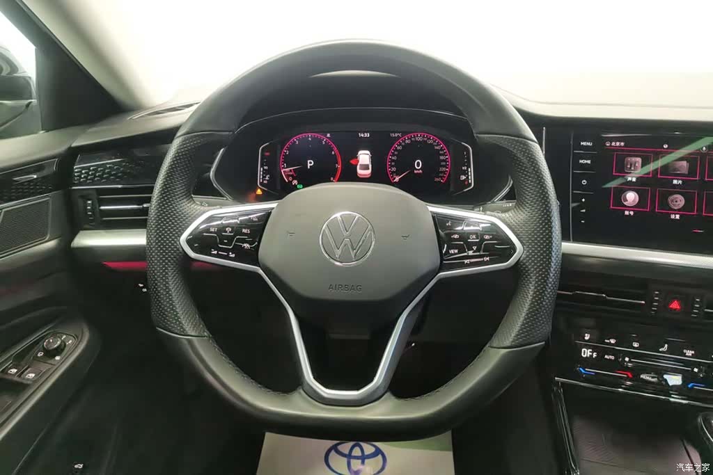 Volkswagen Passat, 2022 15