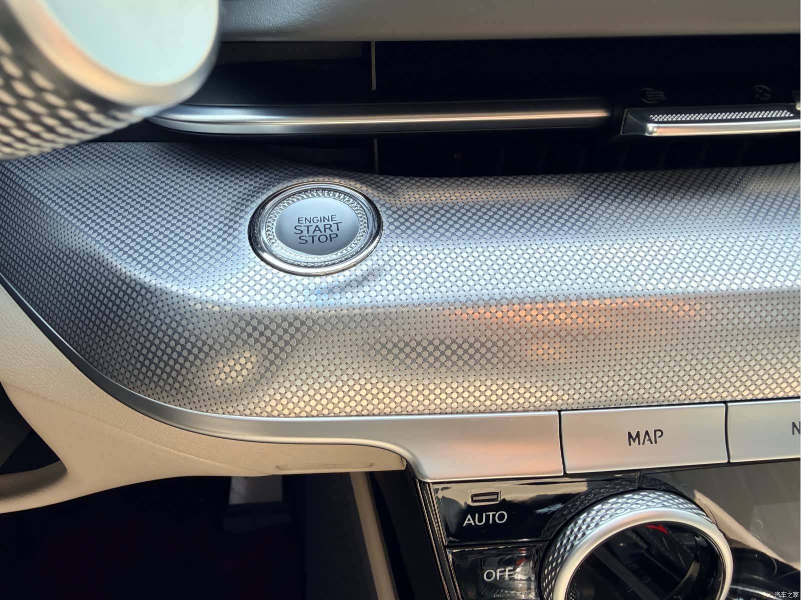 Genesis G80, 2023 16