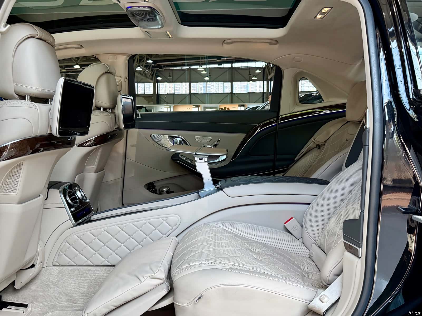 Maybach S-Class, 2017 27