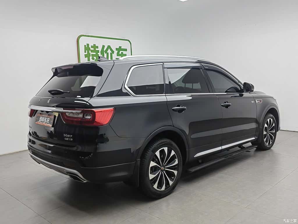 Hongqi HS7, 2022 2