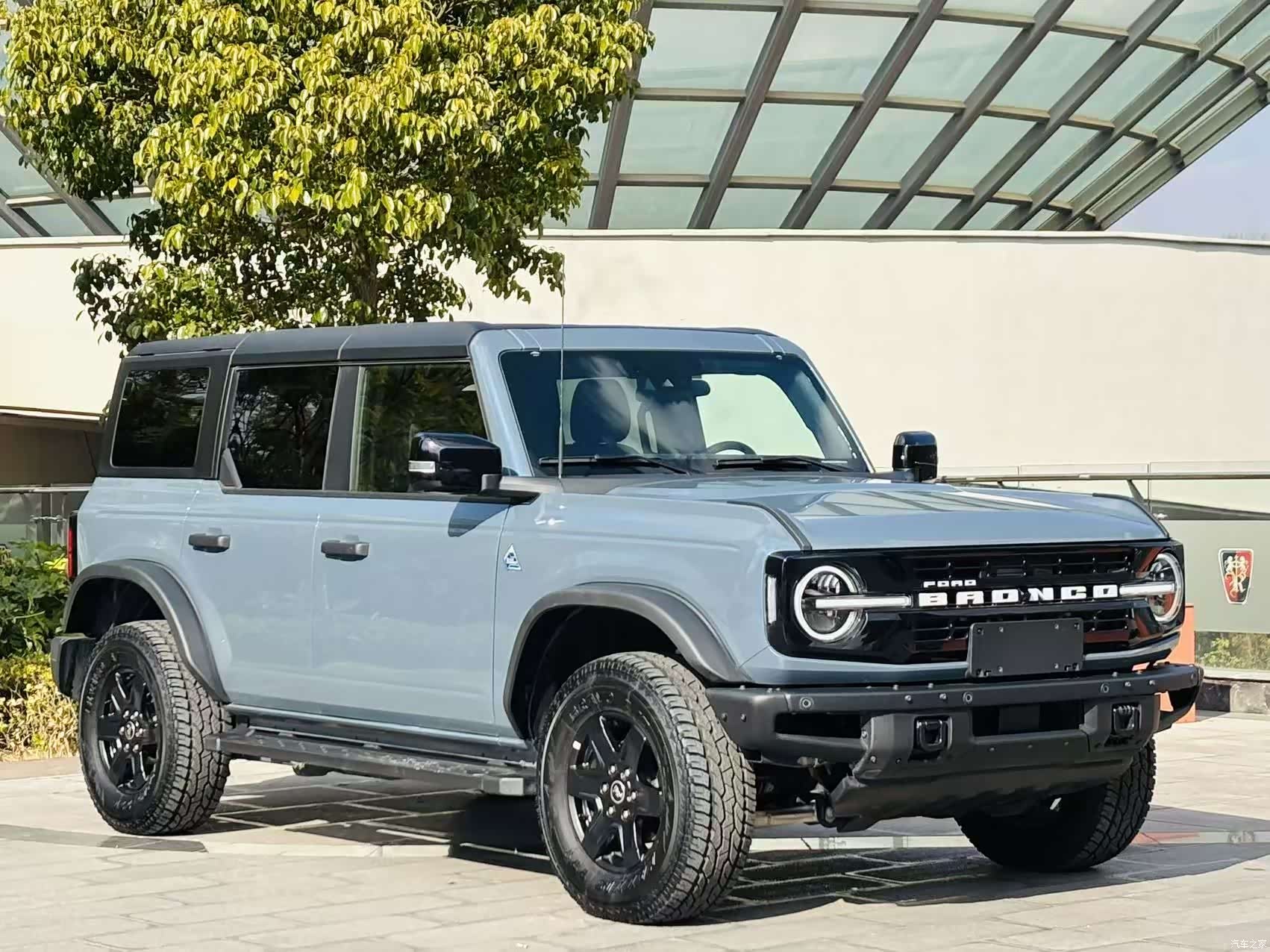 Ford Bronco, 2026 3