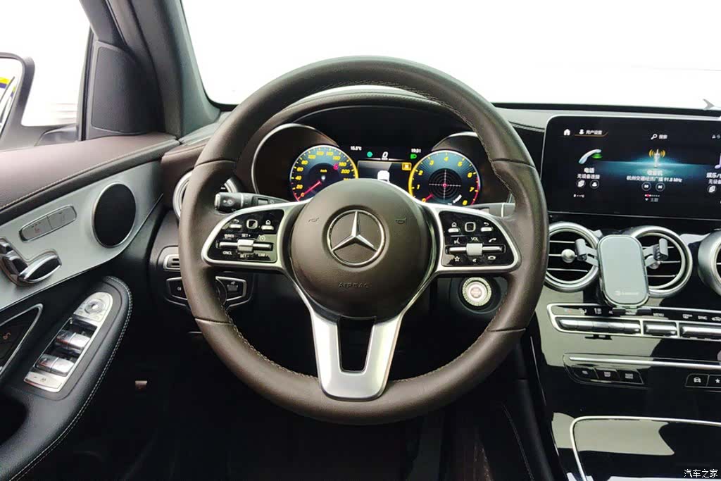 Mercedes-Benz GLC, 2021 15