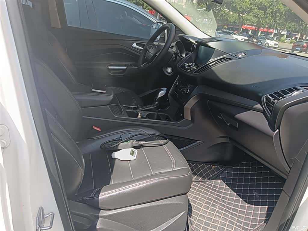 Ford Kuga, 2018 25