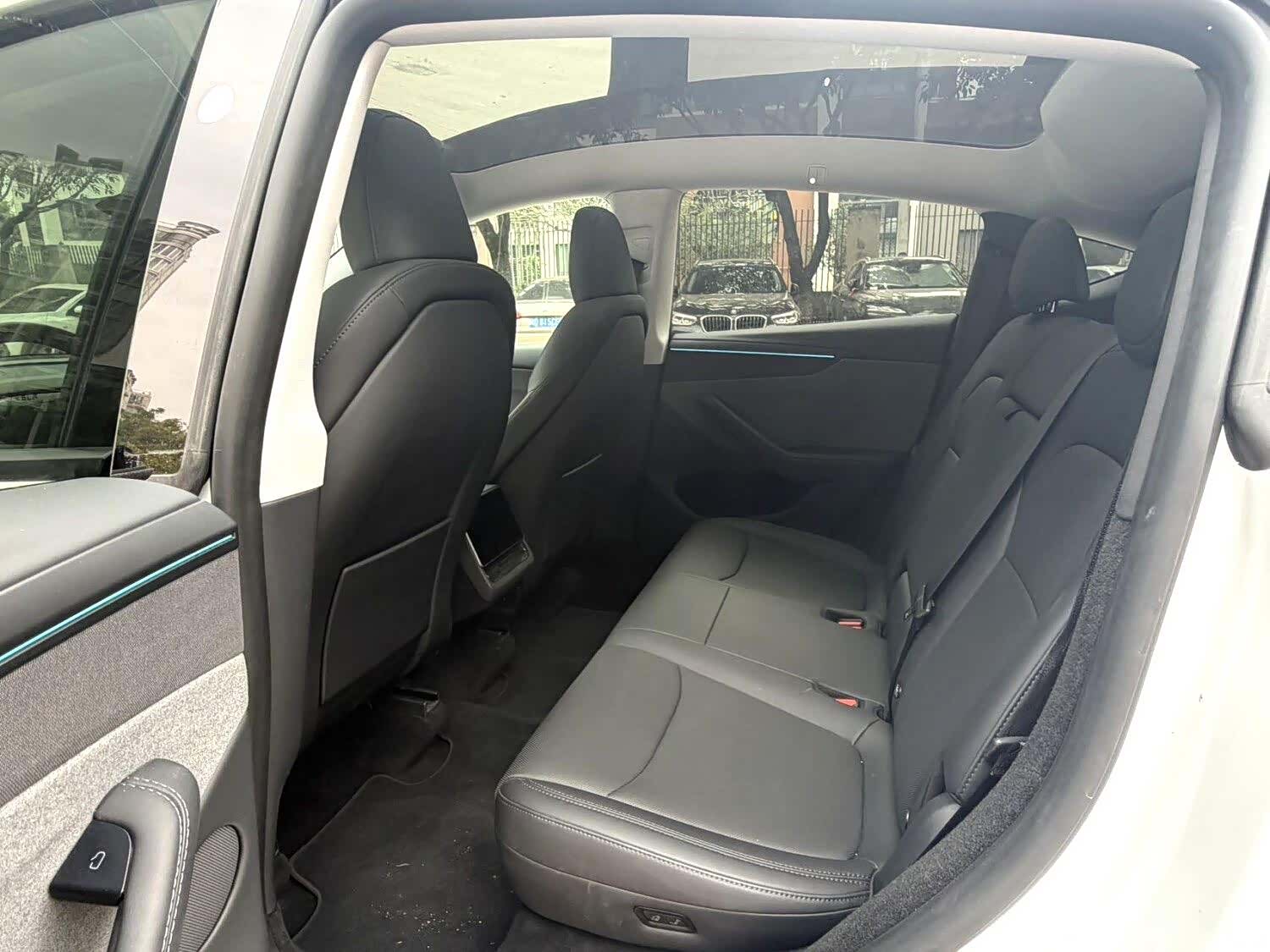 Tesla Model Y, 2025 9