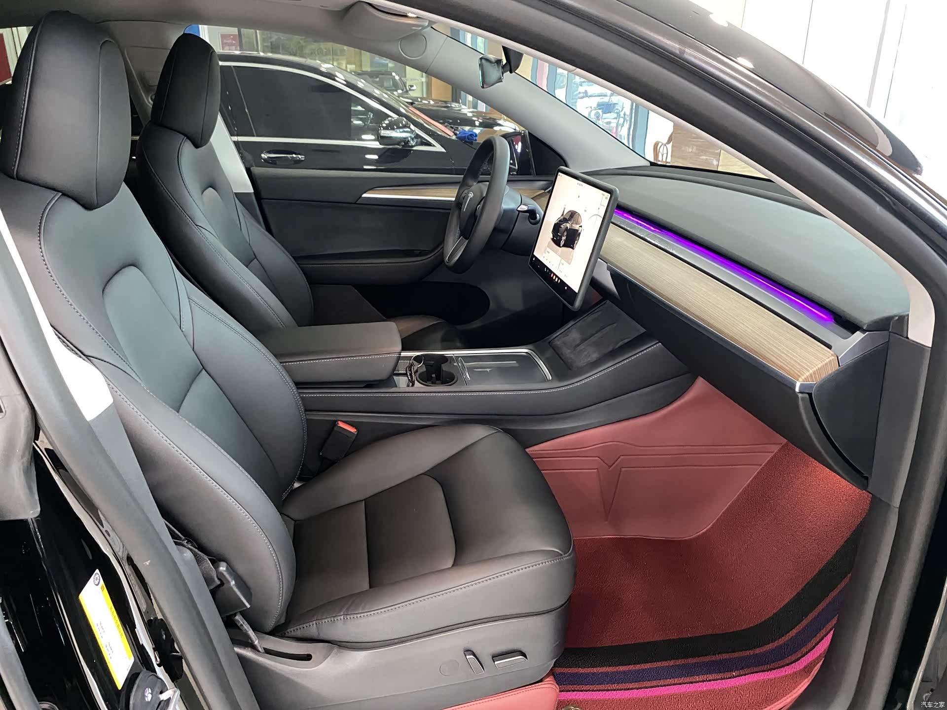 Tesla Model Y, 2023 8