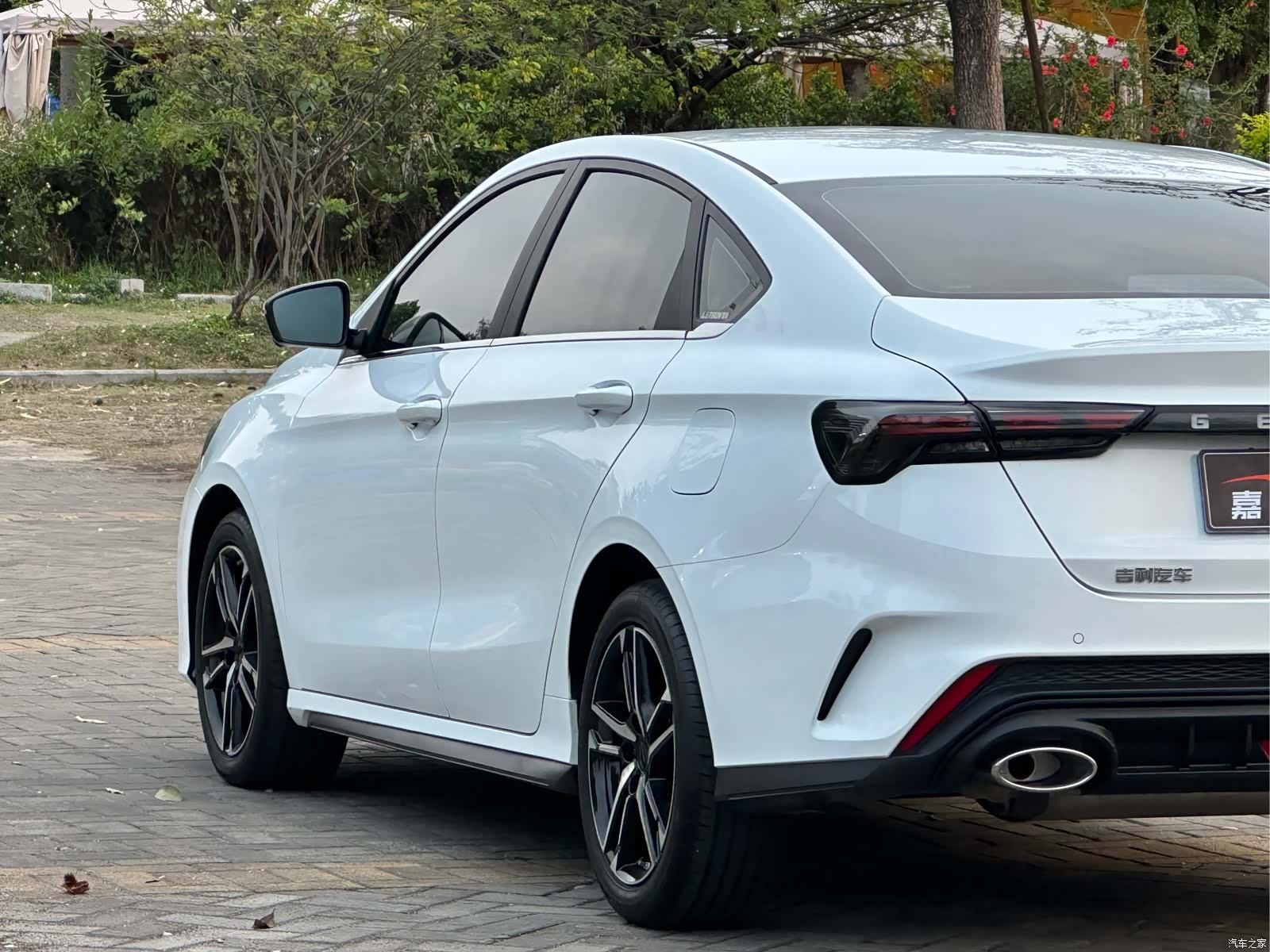 Geely Binray, 2023 20