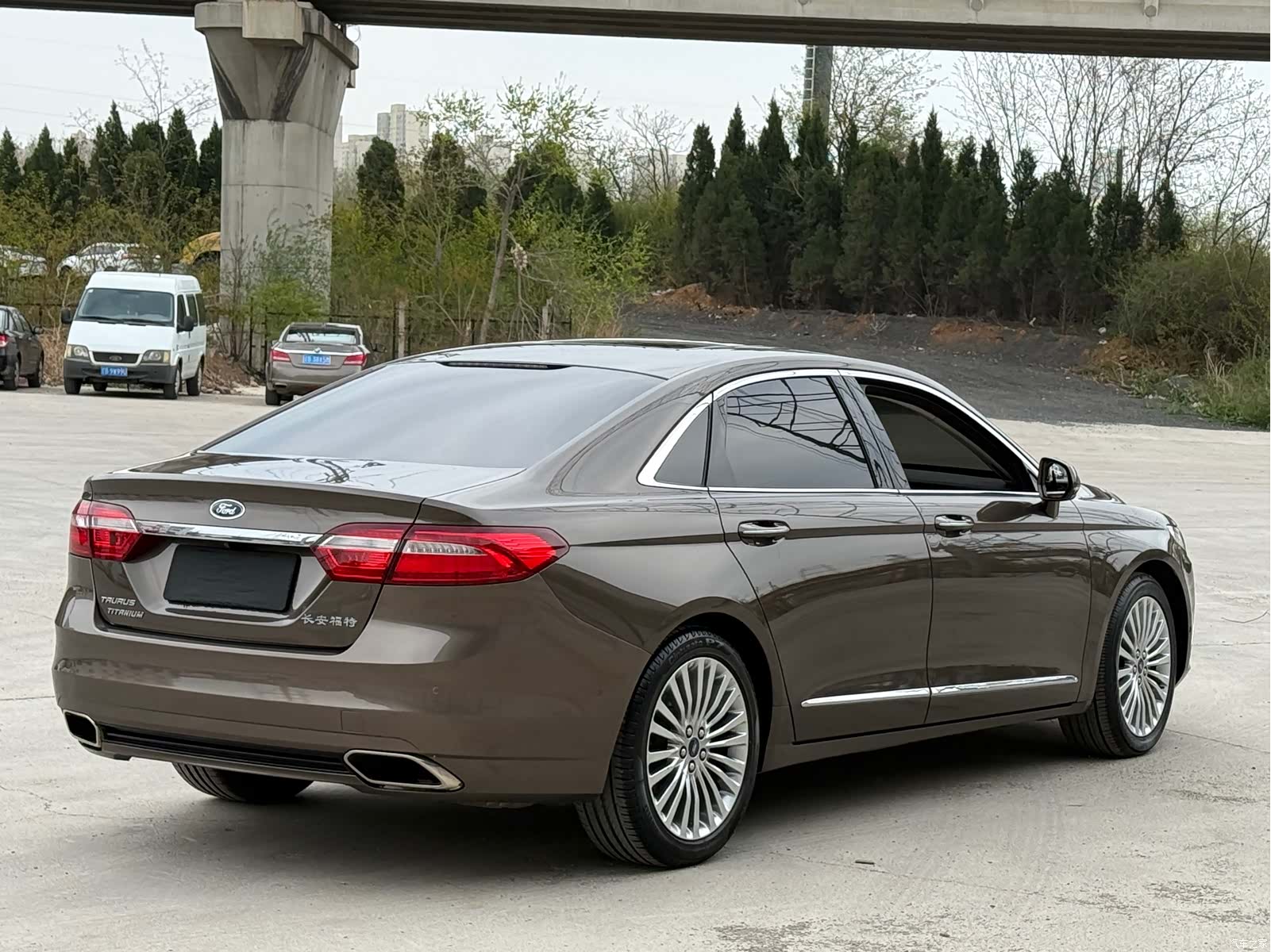 Ford Taurus, 2016 все фото