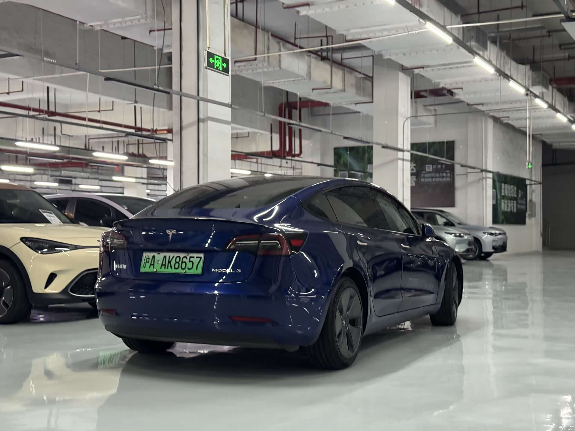 Tesla Model 3, 2022 4