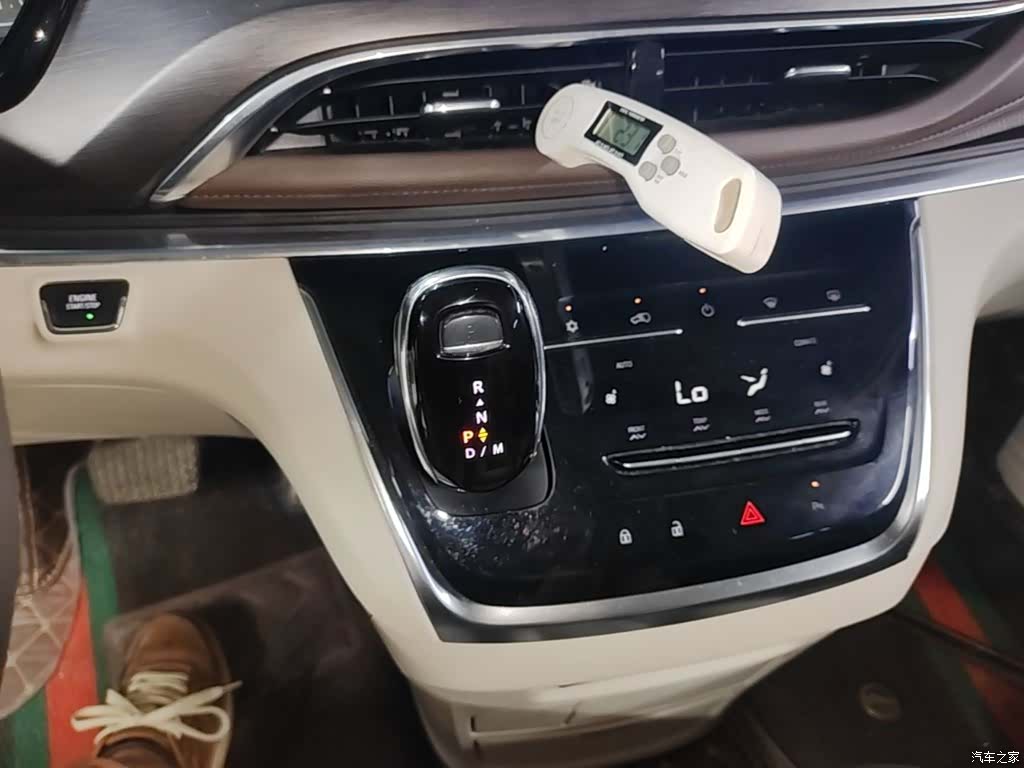 Buick GL8, 2022 14