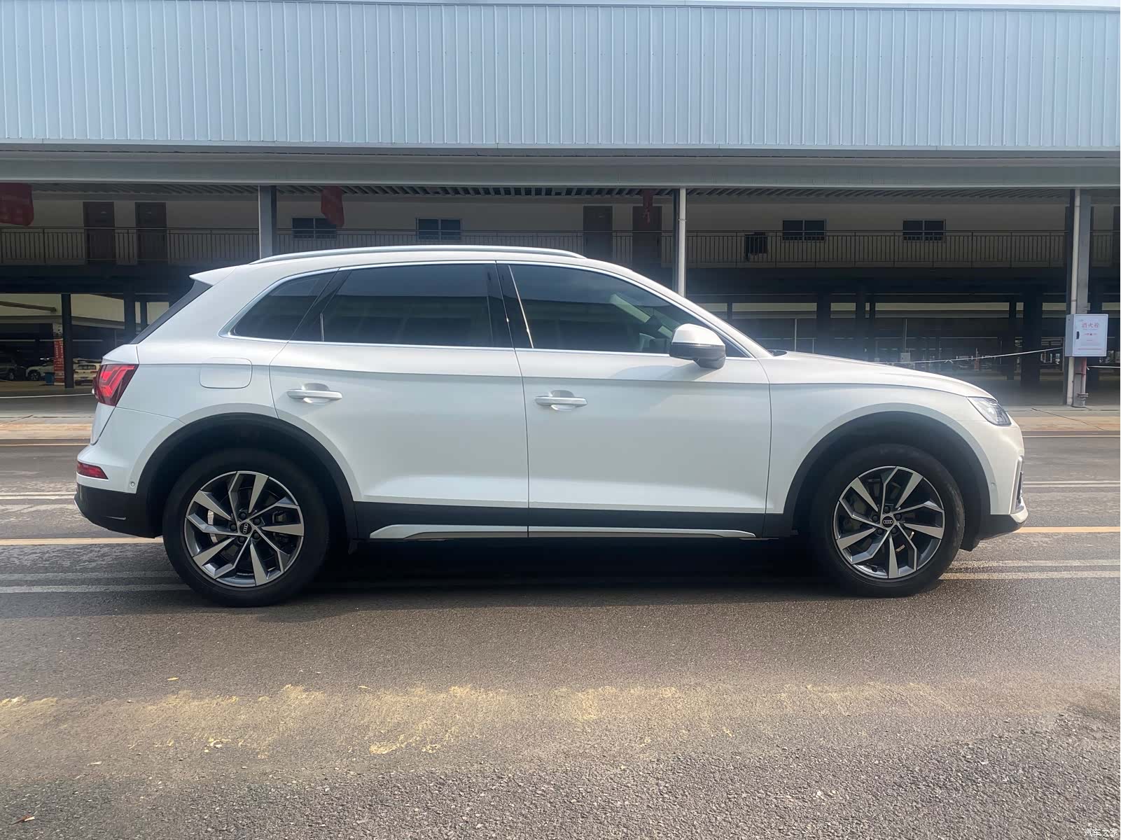 Audi Q5L, 2022 4