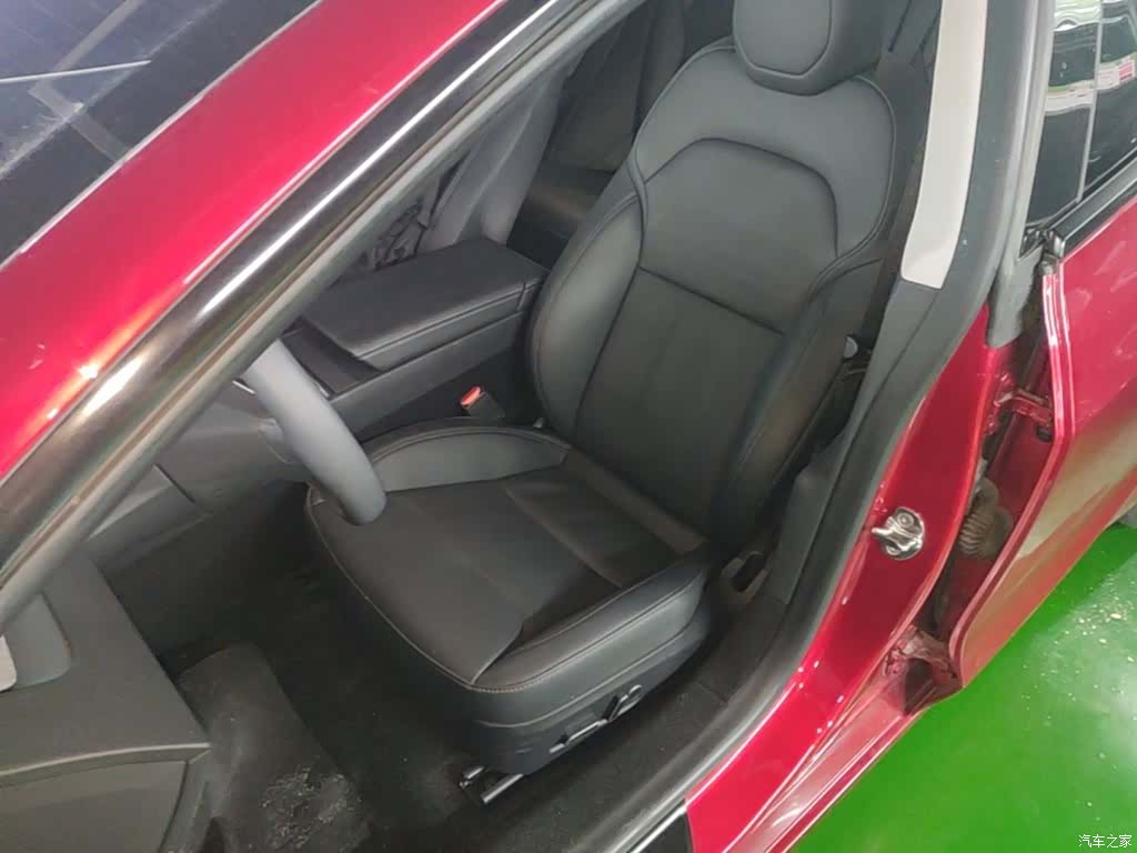 Tesla Model 3, 2024 15