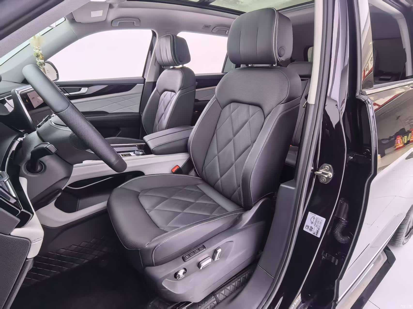 Volkswagen Teramont, 2025 все фото