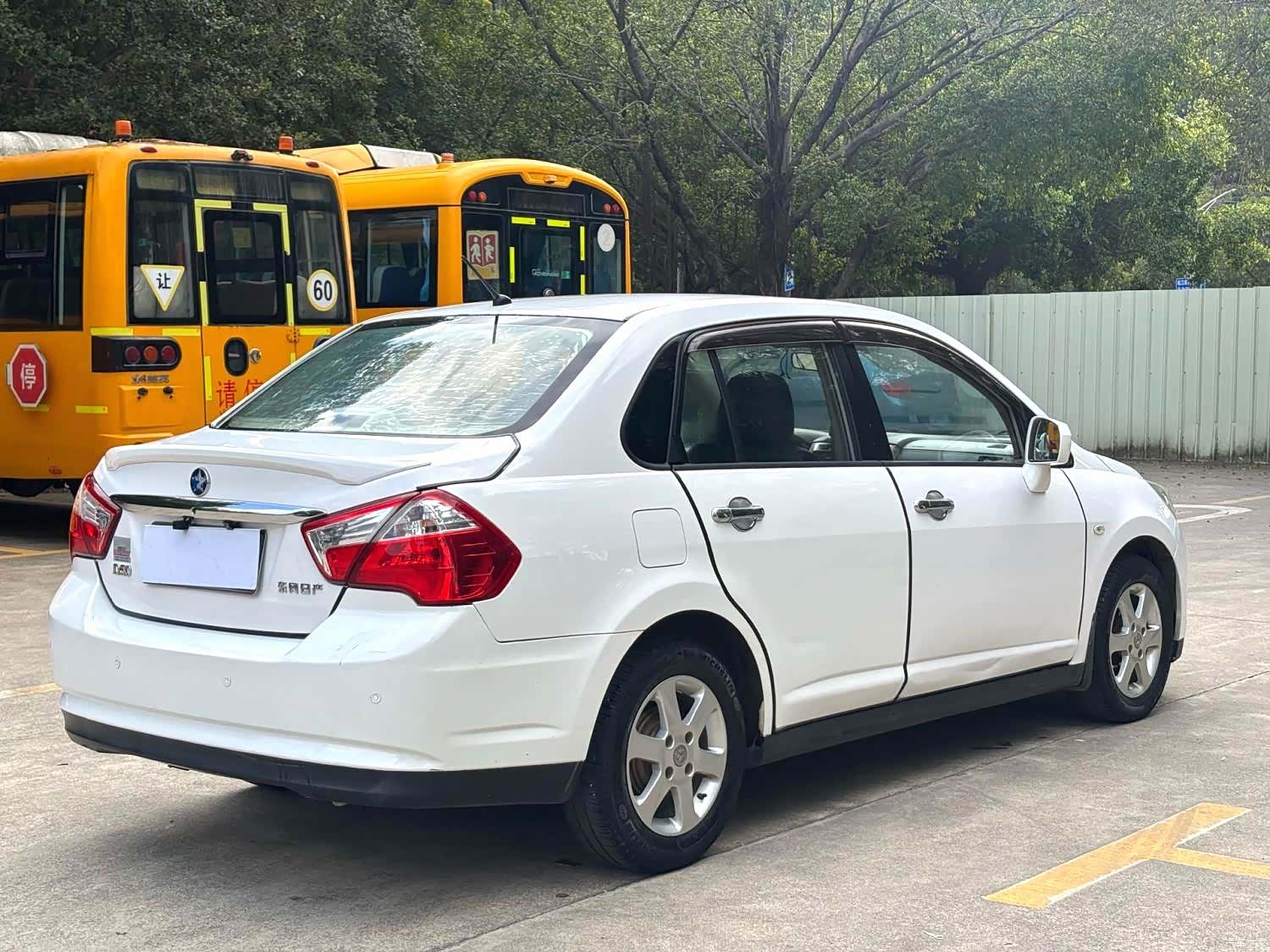 Nissan D50, 2014 9