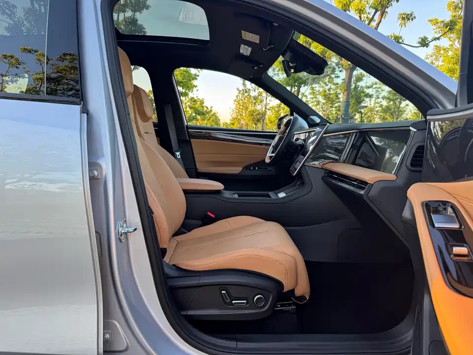 Geely Galaxy Galaxy L7