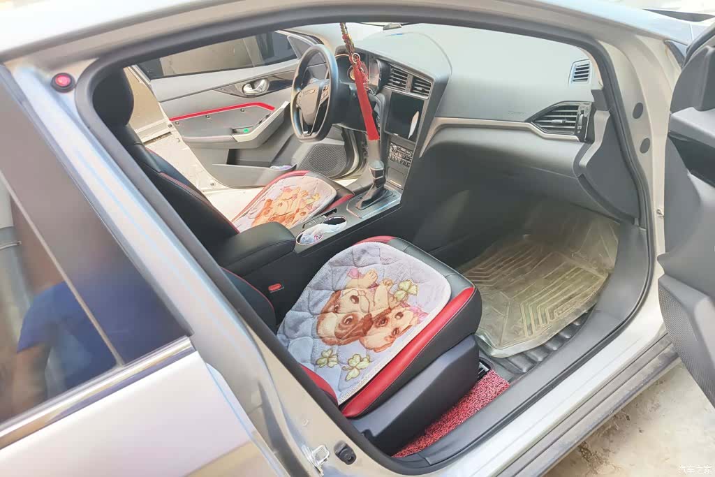 Nissan D60, 2019 8
