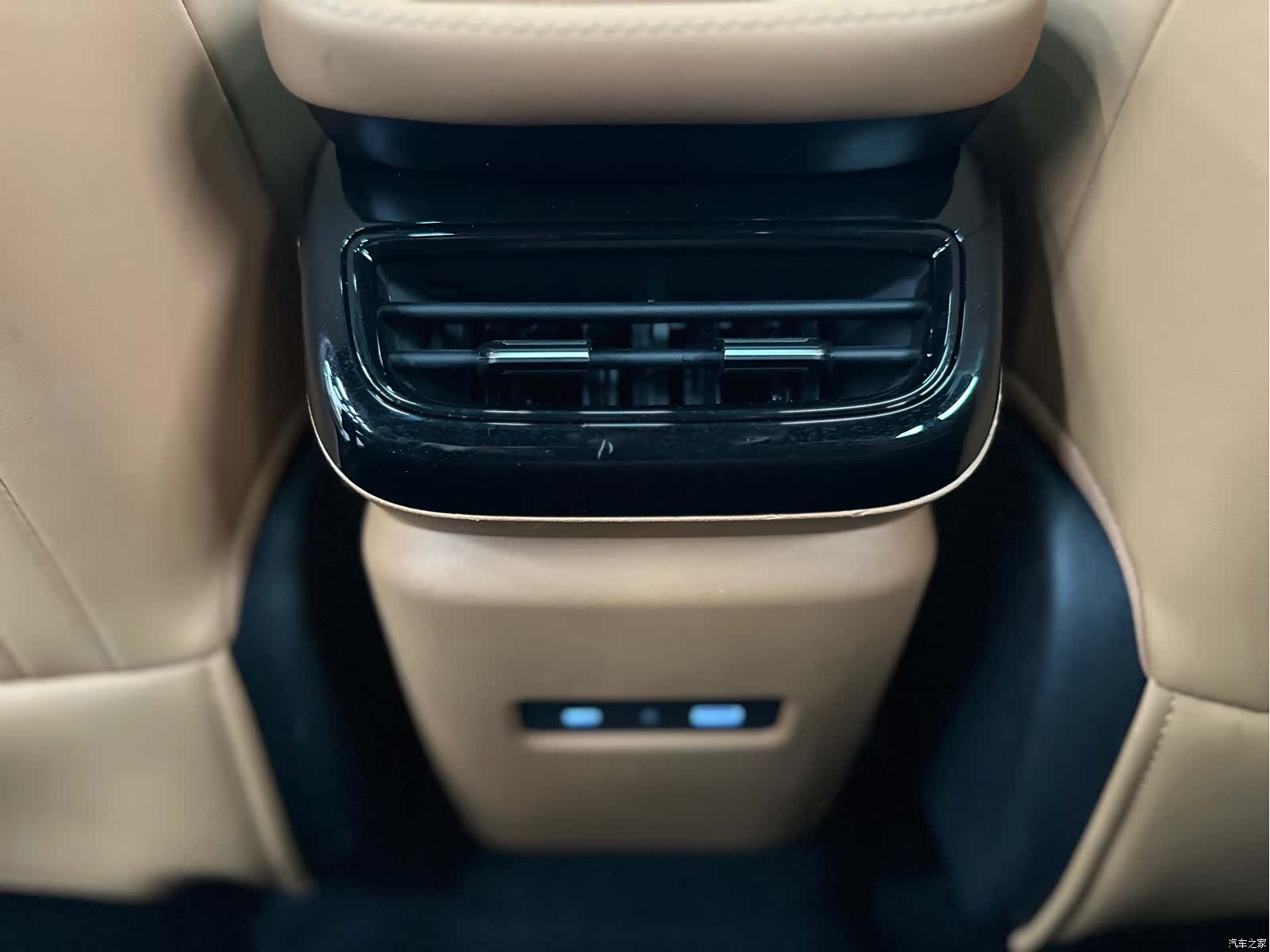 Geely Galaxy L7, 2025 18