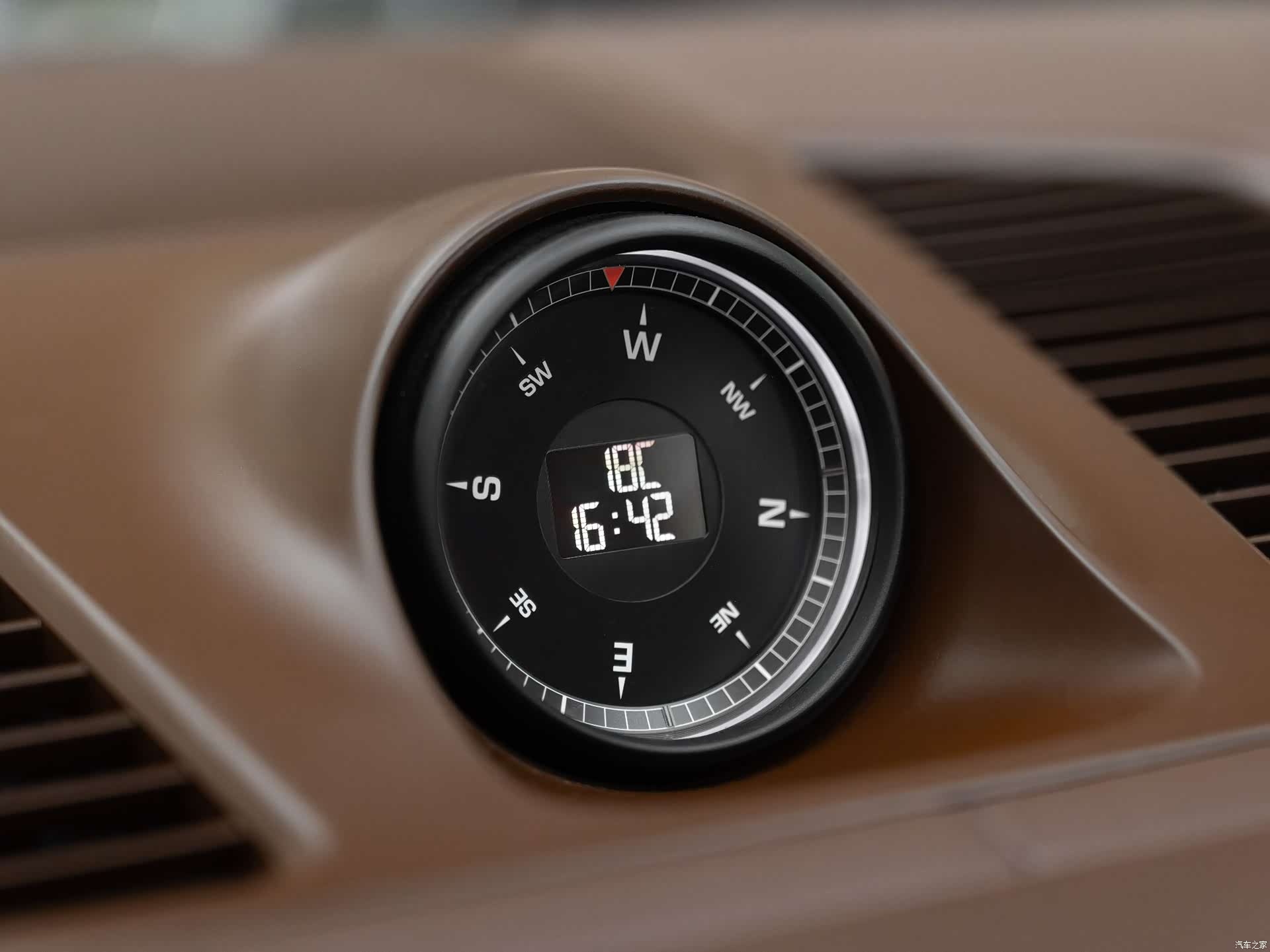 Porsche Cayenne, 2022 16