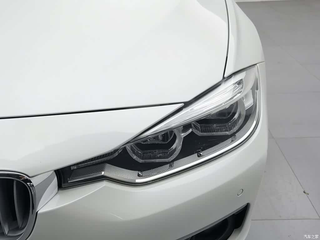 BMW 3 Series, 2018 7