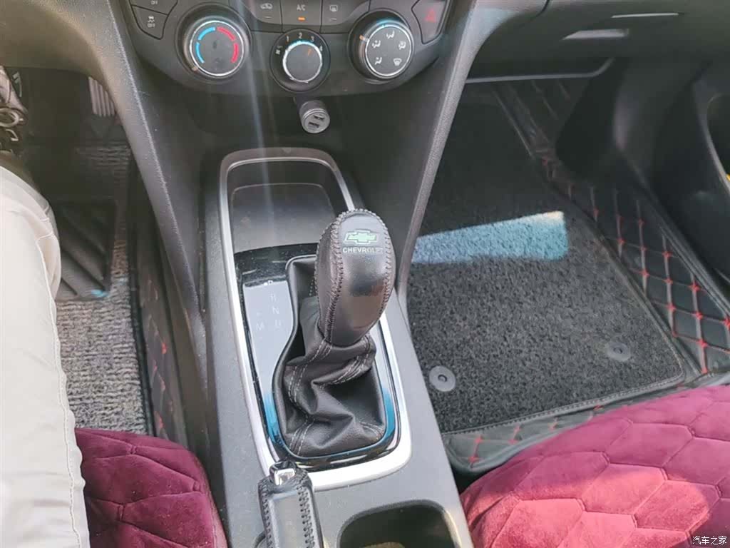 Chevrolet 320, 2019 14