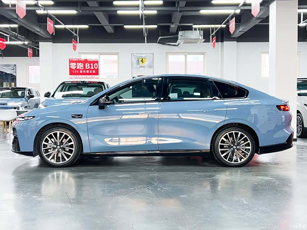 Leapmotor B01, 2025 все фото