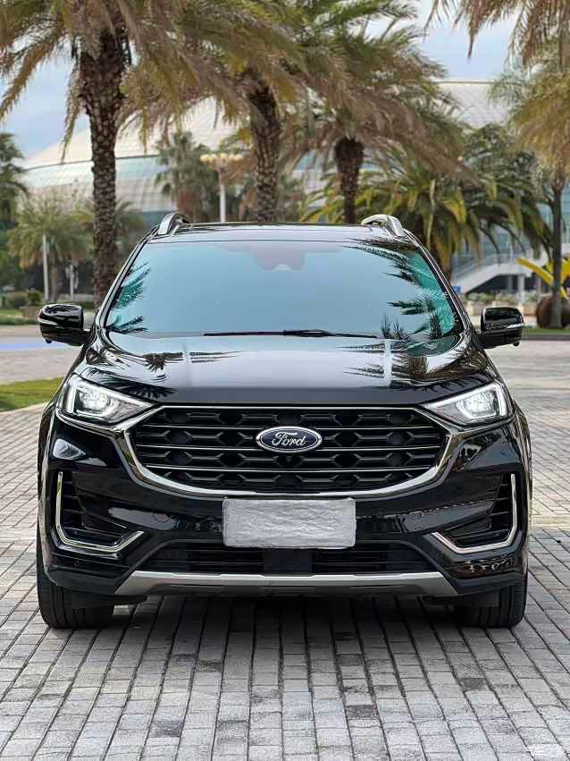 Ford Edge, 2022 2
