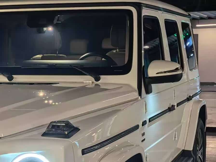 Mercedes-Benz G-class