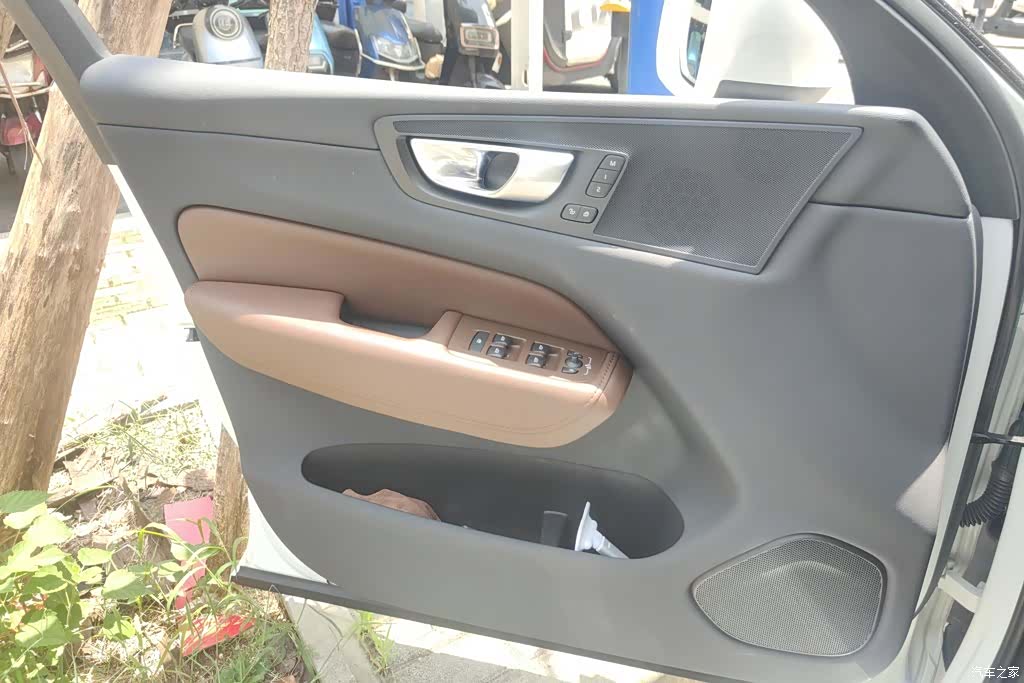Volvo XC60, 2024 7