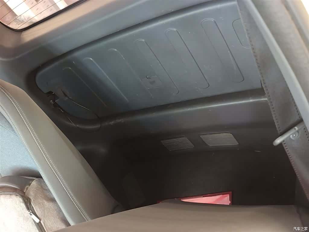 Wuling NanoEV, 2022 17