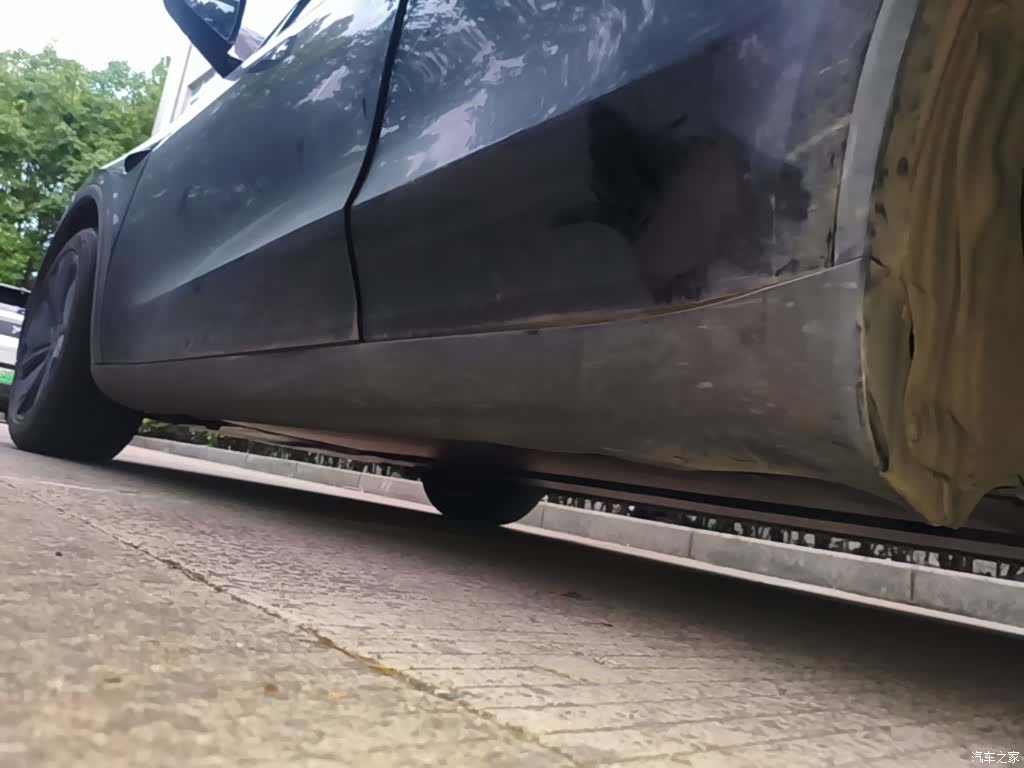 Tesla Model Y, 2025 22