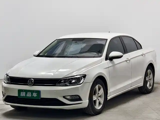 Volkswagen Lamando 2015 — купить из Китая под заказ